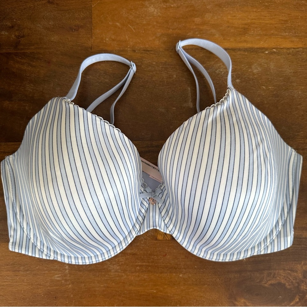 Victoria’s Secret Perfect Coverage Body by Victoria Striped Blue White Bra 36DDD